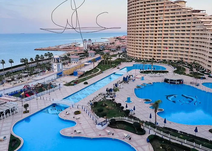 Porto Sokhna Pyramids Family Only *