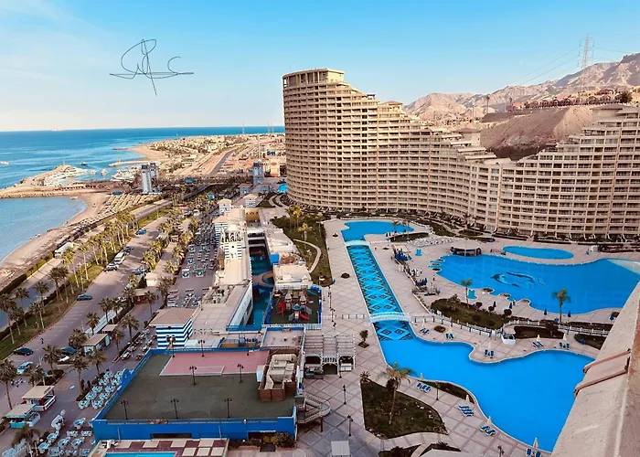 Porto Sokhna Pyramids Family Only